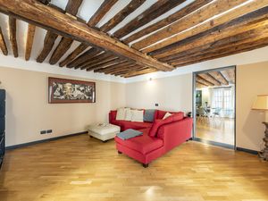 23980940-Appartement-6-Genua-300x225-2