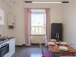 24019825-Appartement-4-Genua-300x225-4