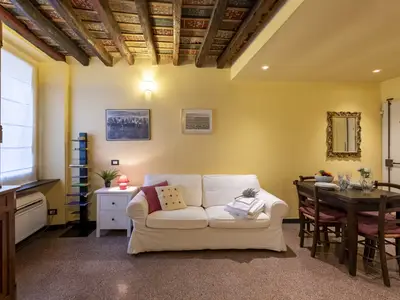 Schlafsofa (Schlafbereich für Studio)