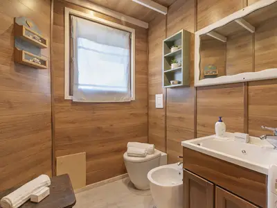 Zweites Badezimmer
