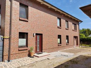 23678250-Appartement-2-Gingst-300x225-0