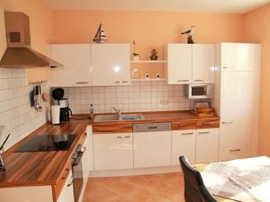 18024959-Appartement-6-Glowe-300x225-5