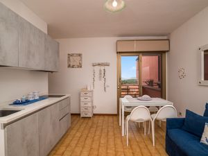 23708628-Appartement-4-Golfo Di Marinella-300x225-4