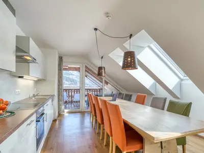 Essbereich mit Küche Alpinist-Freerida