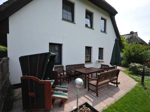 8866170-Appartement-3-Groß Zicker-300x225-3