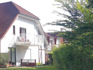 23547876-Appartement-3-Gustow-300x225-3