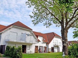 19434011-Appartement-5-Gustow-300x225-4