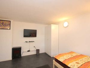 21829335-Appartement-3-Hannover-300x225-1