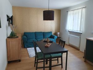 23694884-Appartement-2-Herbolzheim-300x225-3