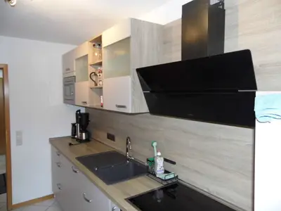 Küche mit Küchenzeile