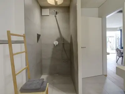 Badzimmer mit Dusche