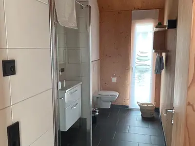 INSIDE, BATHROOM