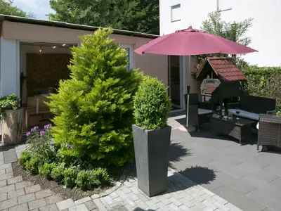 Sitzplatz im Gartenbereich nicht direkt bei der Wohnung