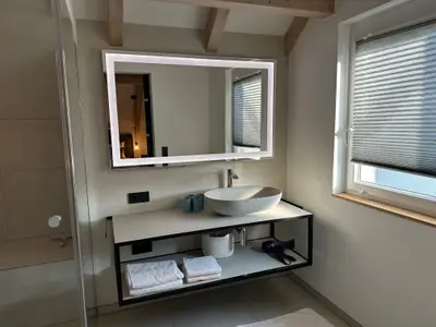 Badezimmer mit Dampfdusche