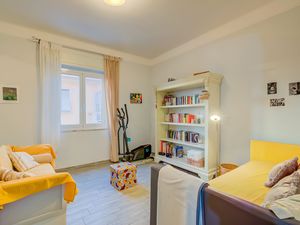 23925497-Appartement-4-Imperia-300x225-3