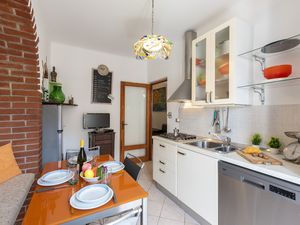 24013191-Appartement-4-Imperia-300x225-5