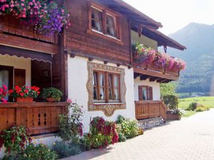 19266744-Appartement-2-Inzell-300x225-1