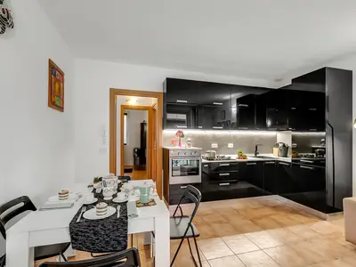 Küche und Essbereich