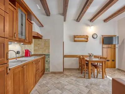 Küche und Essbereich