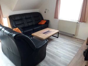 22366633-Appartement-6-Karlshagen-300x225-5