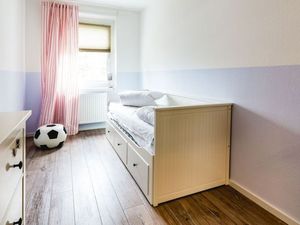 19379735-Appartement-4-Karlshagen-300x225-4