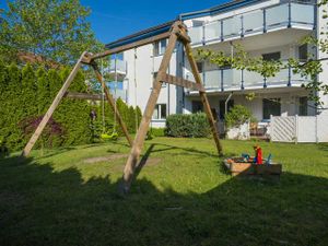 23439430-Appartement-4-Karlshagen-300x225-3