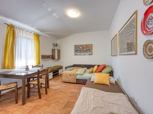 24006380-Appartement-4-Koper-300x225-5