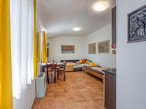 24006380-Appartement-4-Koper-300x225-5