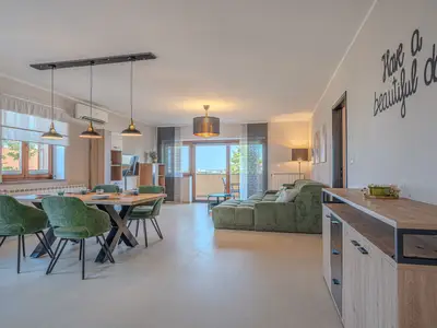 Wohn- und Esszimmer