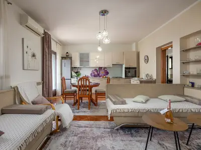Wohn- und Esszimmer