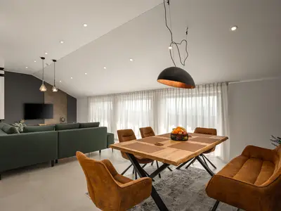 Wohn- und Esszimmer
