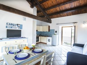 24007269-Appartement-4-La Maddalena-300x225-2