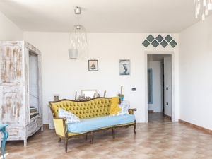 24045665-Appartement-2-La Maddalena-300x225-5