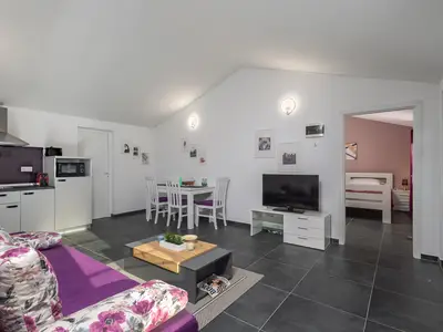 Küche und Essbereich