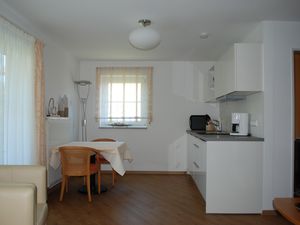 23164843-Appartement-4-Langenargen-300x225-5