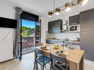 Küche und Essbereich