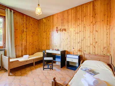 Zweites Schlafzimmer