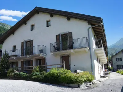 Gebäude