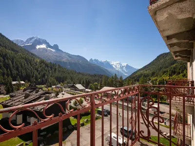 Balkon mit Blick auf den Mont Blanc