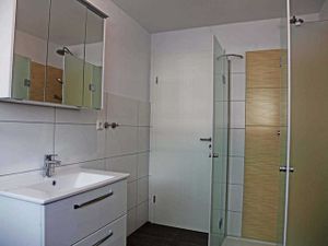 21602399-Appartement-4-Leer-300x225-5