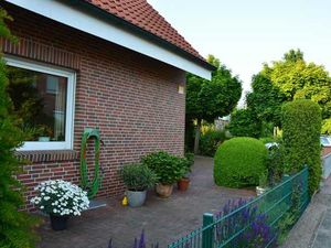 22055573-Appartement-2-Leer-300x225-3