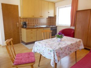 23495234-Appartement-2-Lindau-300x225-4