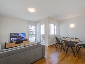 23707456-Appartement-6-Locarno-300x225-5