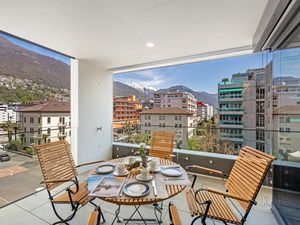 23708717-Appartement-4-Locarno-300x225-2