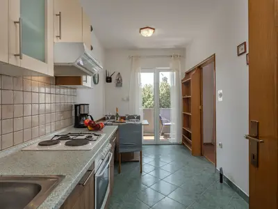 Küche und Essbereich