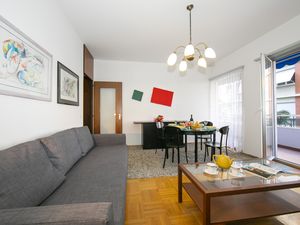 23706347-Appartement-4-Lugano-300x225-2