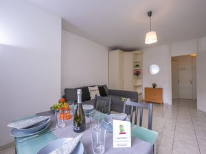 23706948-Appartement-3-Lugano-300x225-3