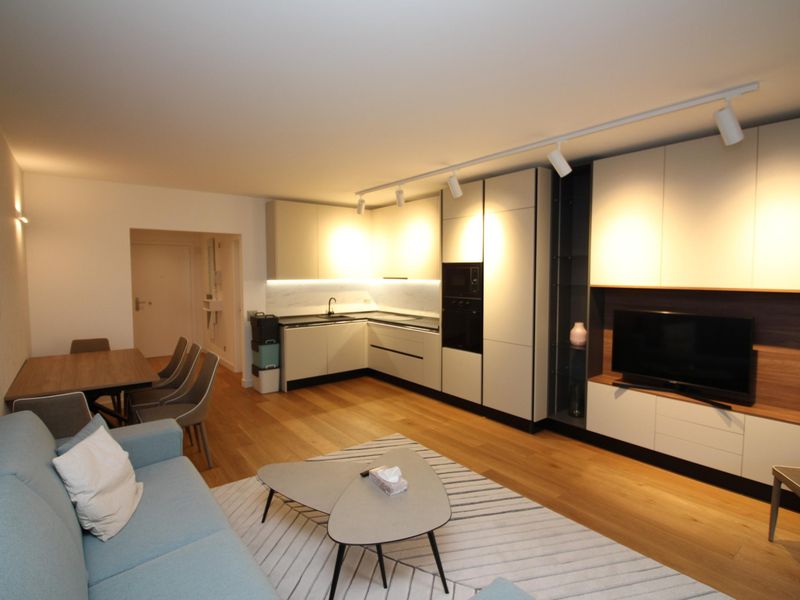 23707317-Appartement-4-Lugano-800x600-0