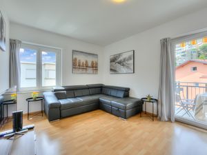 23707425-Appartement-4-Lugano-300x225-1