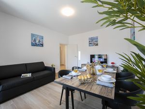 23707507-Appartement-6-Lugano-300x225-2